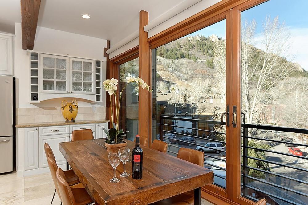 Durant Unit D5, Deluxe Condo With Beautiful Furnishings, Great Views, And Central A/C アスペン エクステリア 写真